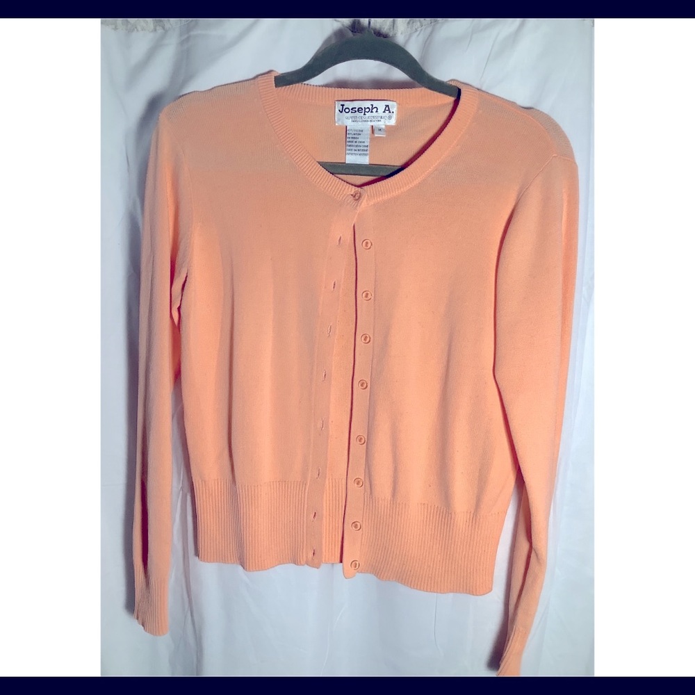⚡️B2🏷G1  Stylish Womens’ button down Sweater